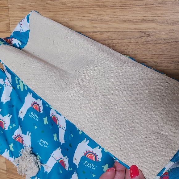 Medium sized llama bag - Picture 4 of 4